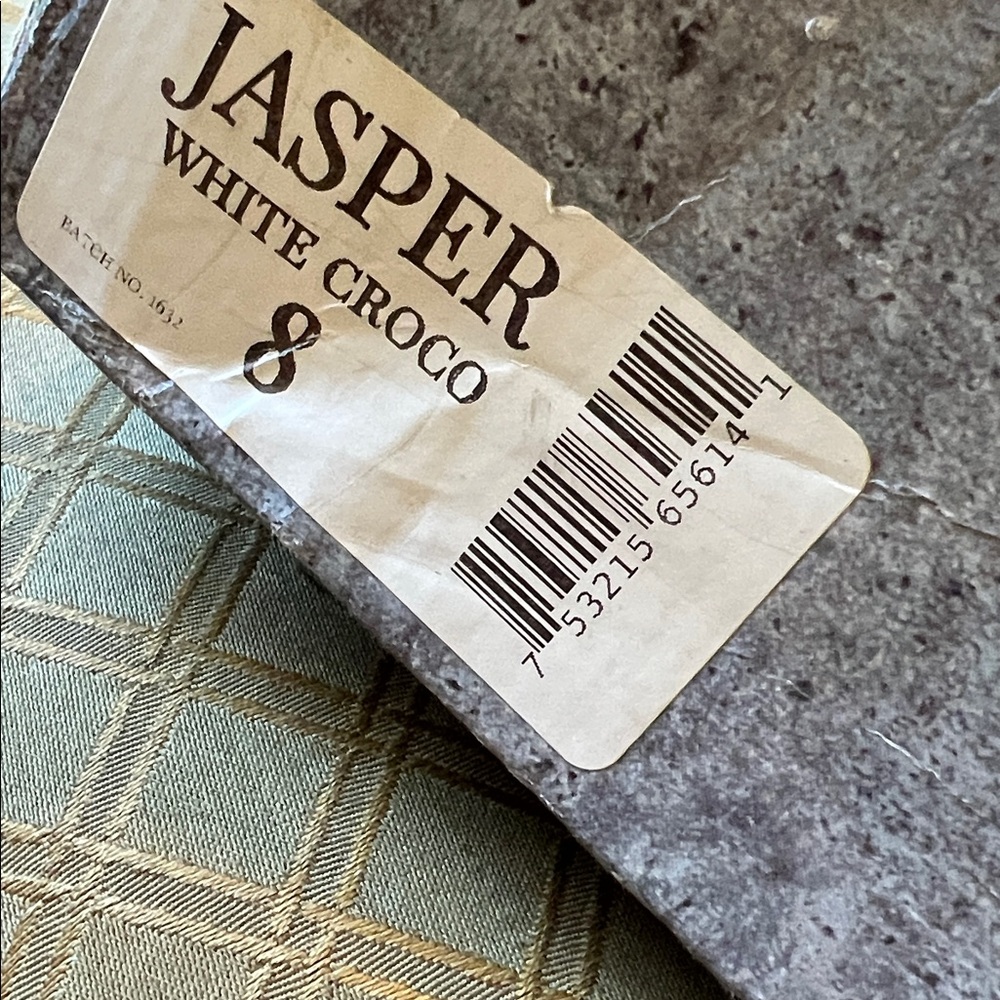 Brand new. Never worn. Freebird Jasper boot. White croco Knee-High Boots size 8 - Picture 6 of 6